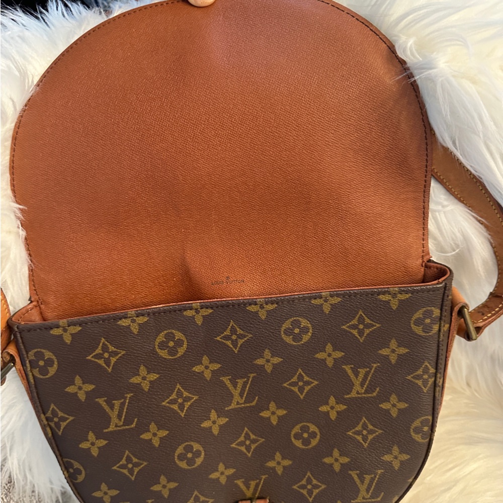 💎 Authentic LV Louis Vuitton Chantilly GM Crossbody - Picture 9 of 16